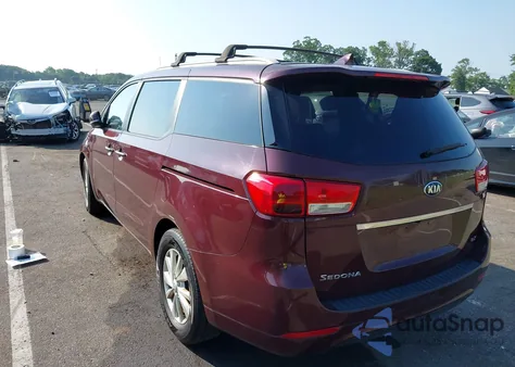 2015 Kia Sedona Lx из США, поврежденный, VIN KNDMB5C19F6051225